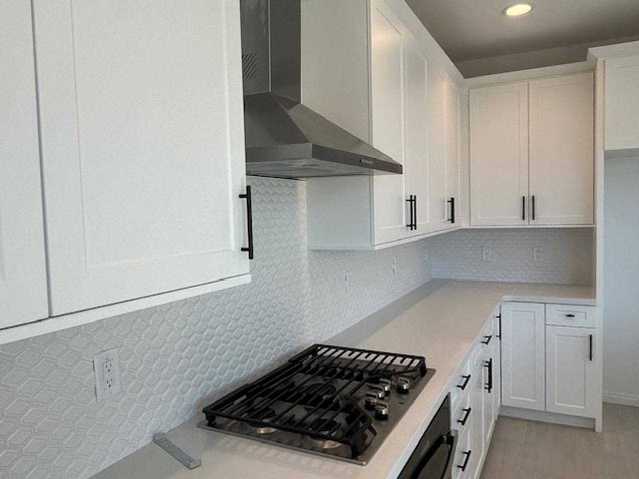 24001 Phoebe Dr - Photo 6 of 30