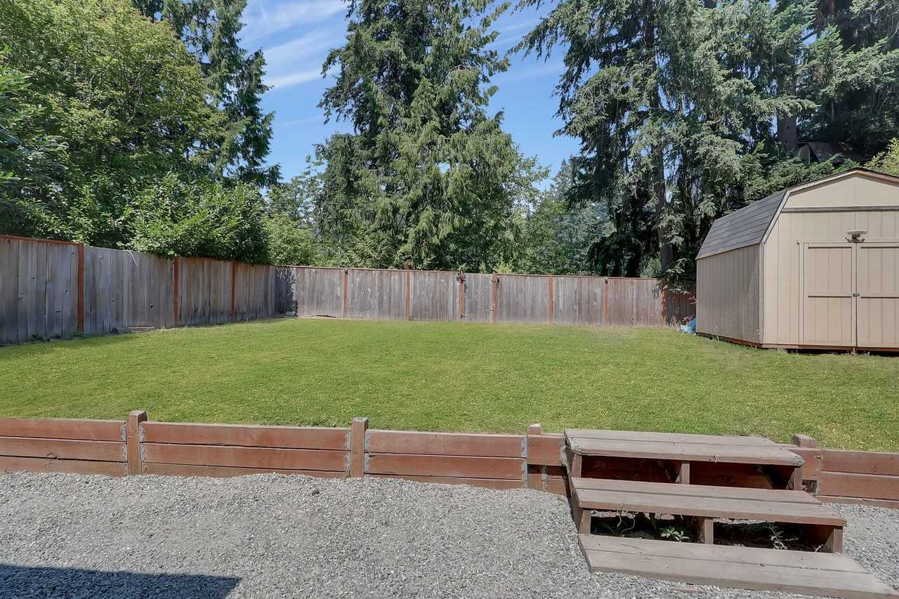 17134 Briar St Se - Photo 2 of 22