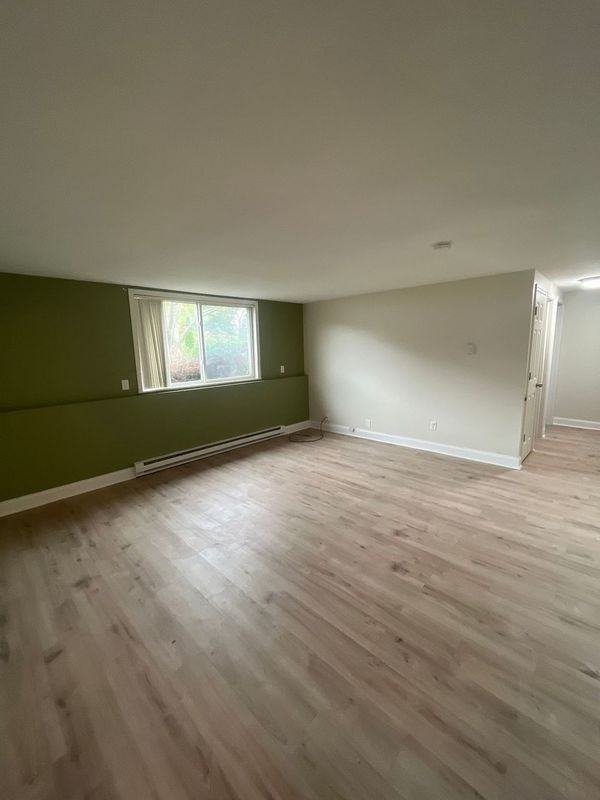 6713 Creekside Dr #6713C - Photo 2 of 12