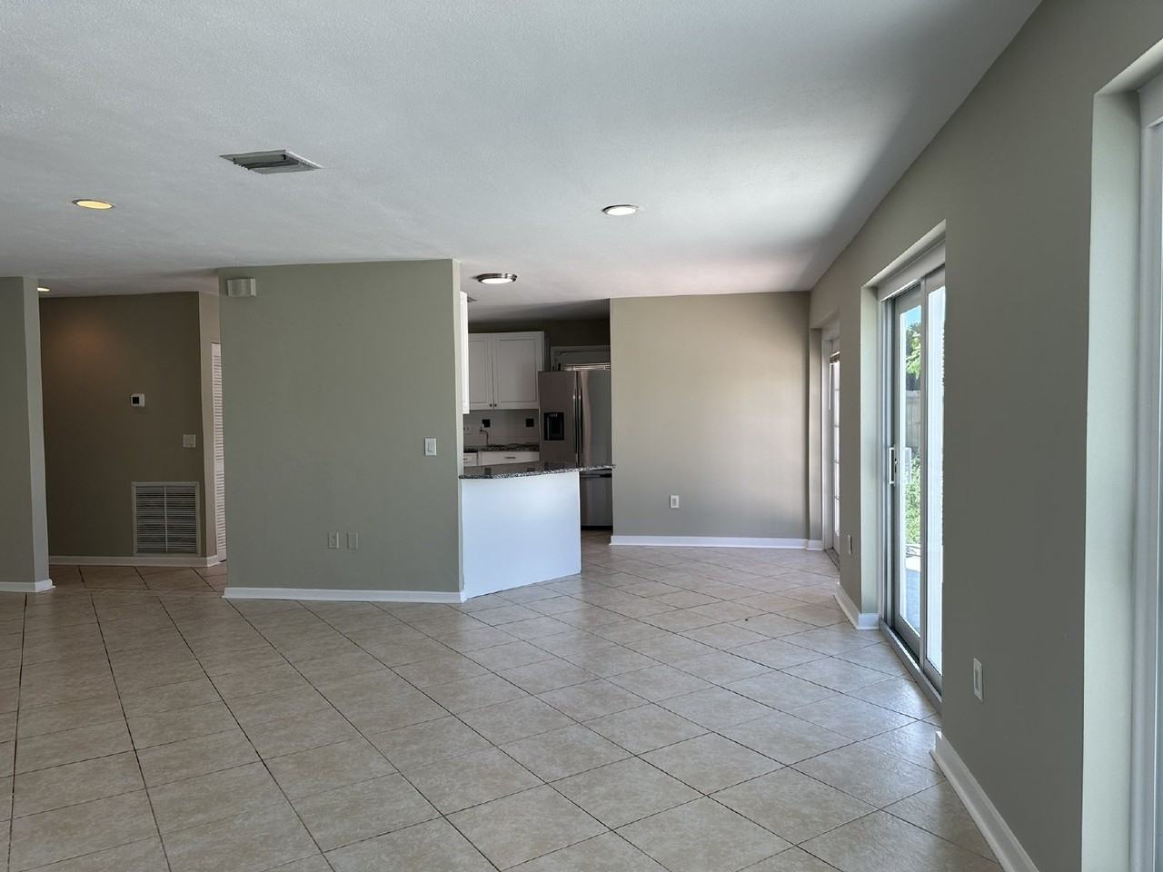 835 Conreid Dr Ne - Photo 6 of 42