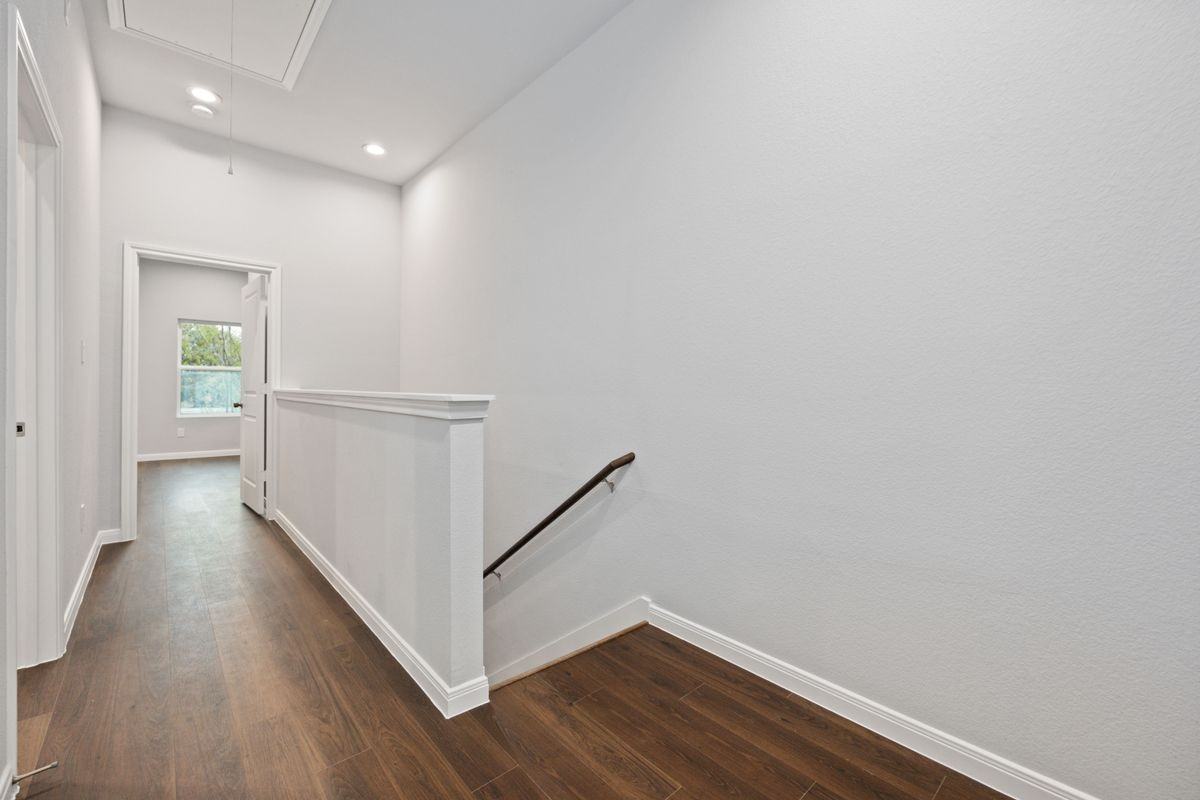 18831 Luminescent Ln - Photo 7 of 25