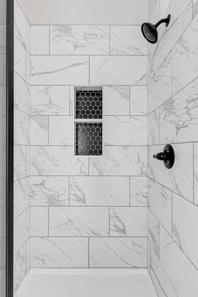 1421 Bainbridge St #105 - Photo 7 of 26