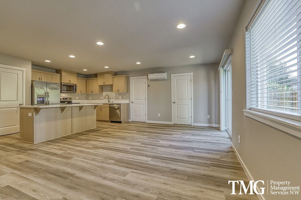 4810 Ne 37th Ct - Photo 2 of 29