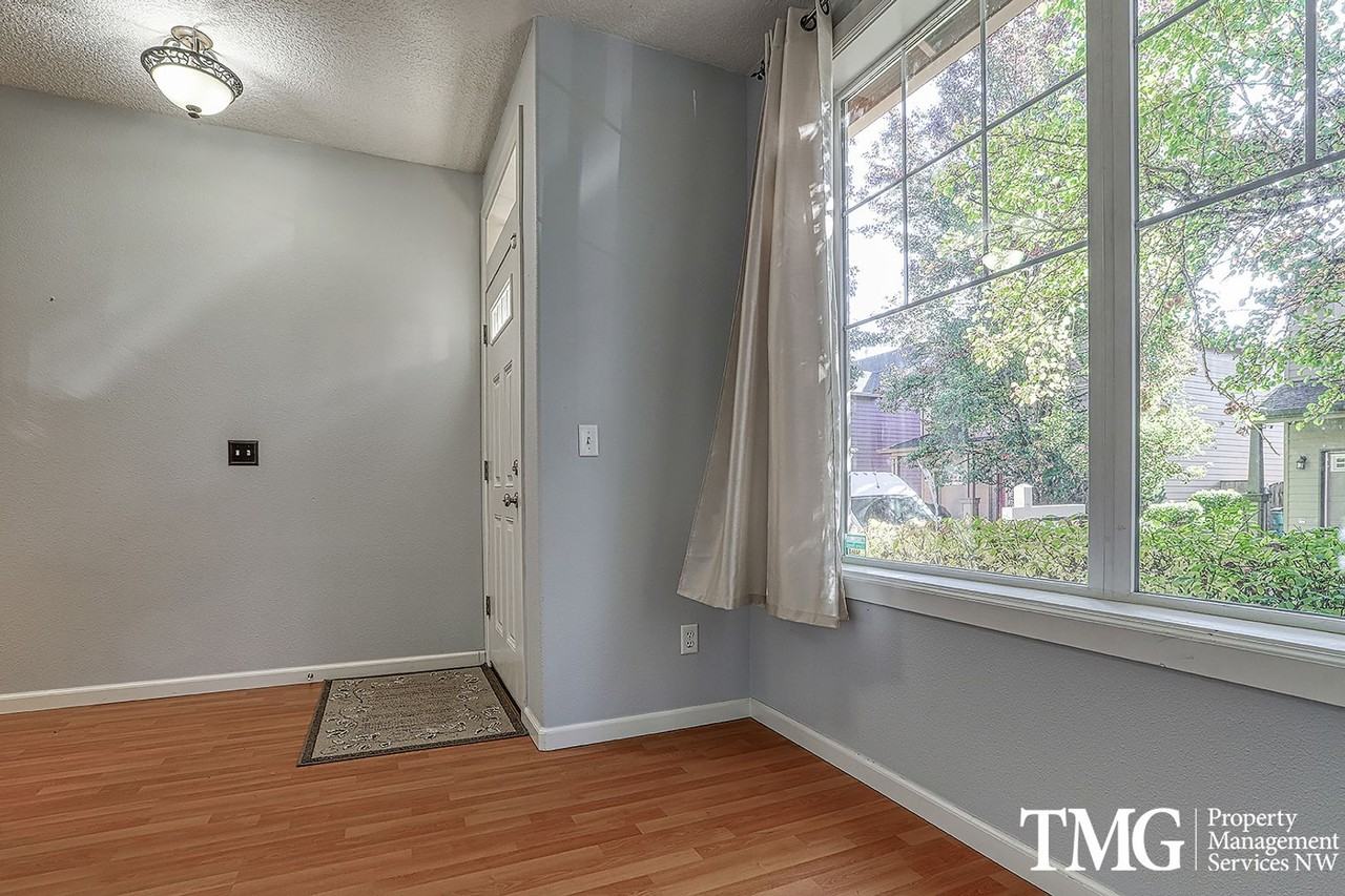 5920 Ne 61st Cir - Photo 4 of 30