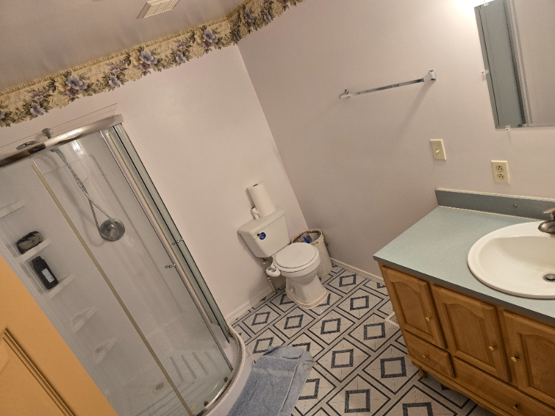 1 E Timberlake Dr - Photo 2 of 7