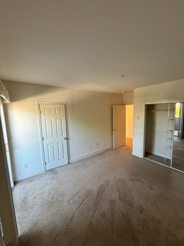 601 Ansel Ave #201 - Photo 3 of 11