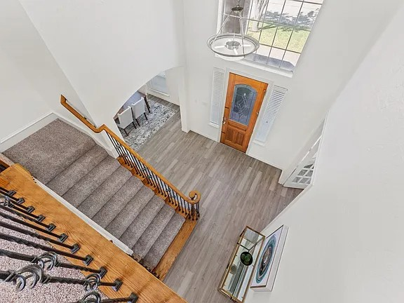 6415 Villa Rd - Photo 3 of 20