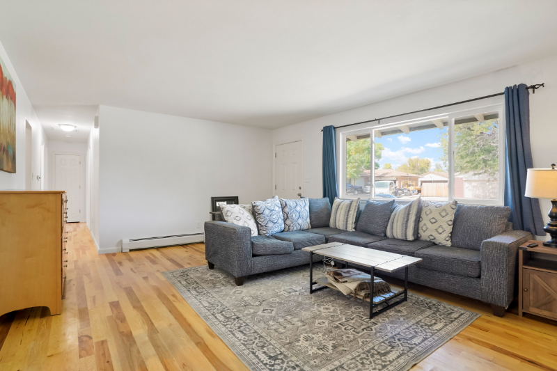 5946 W Iowa Pl - Photo 3 of 16