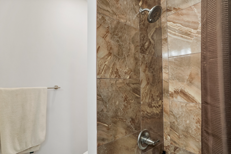 5946 W Iowa Pl - Photo 4 of 17