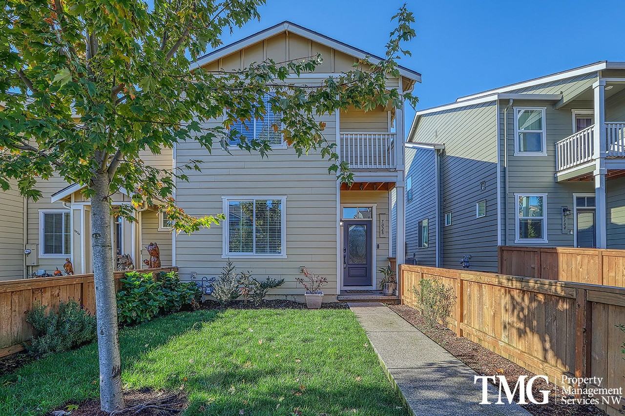 7028 Ne 153rd Pl - Photo 2 of 32