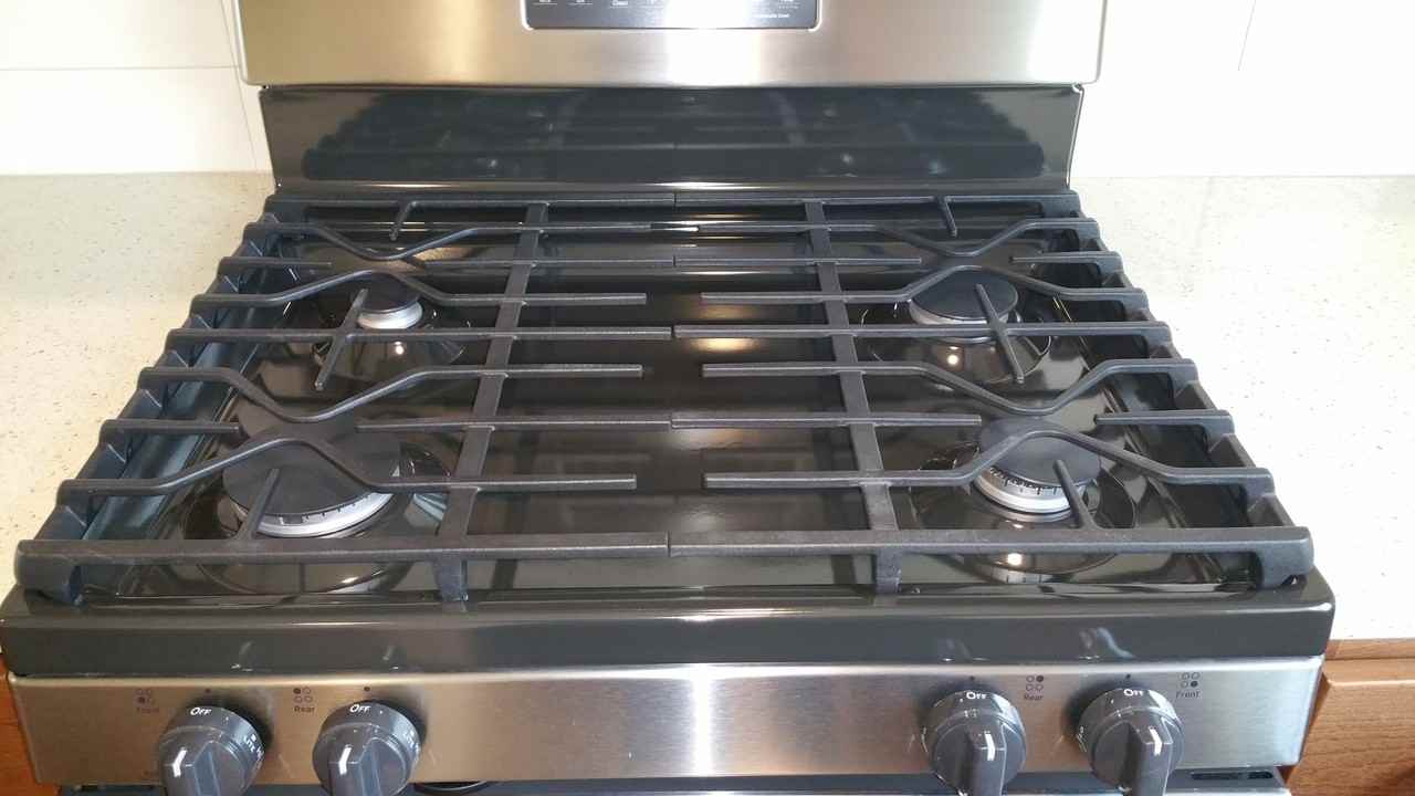 427 Northeast Tork Place - Photo 7 of 11