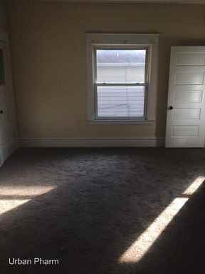 642 Sixth NW - Photo 2 of 7