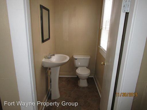 2815 S Harrison - Photo 2 of 10