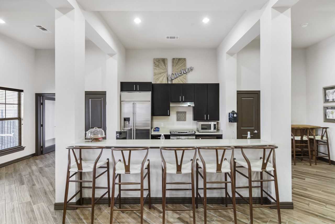 Compass Pointe - Photo 4 of 17