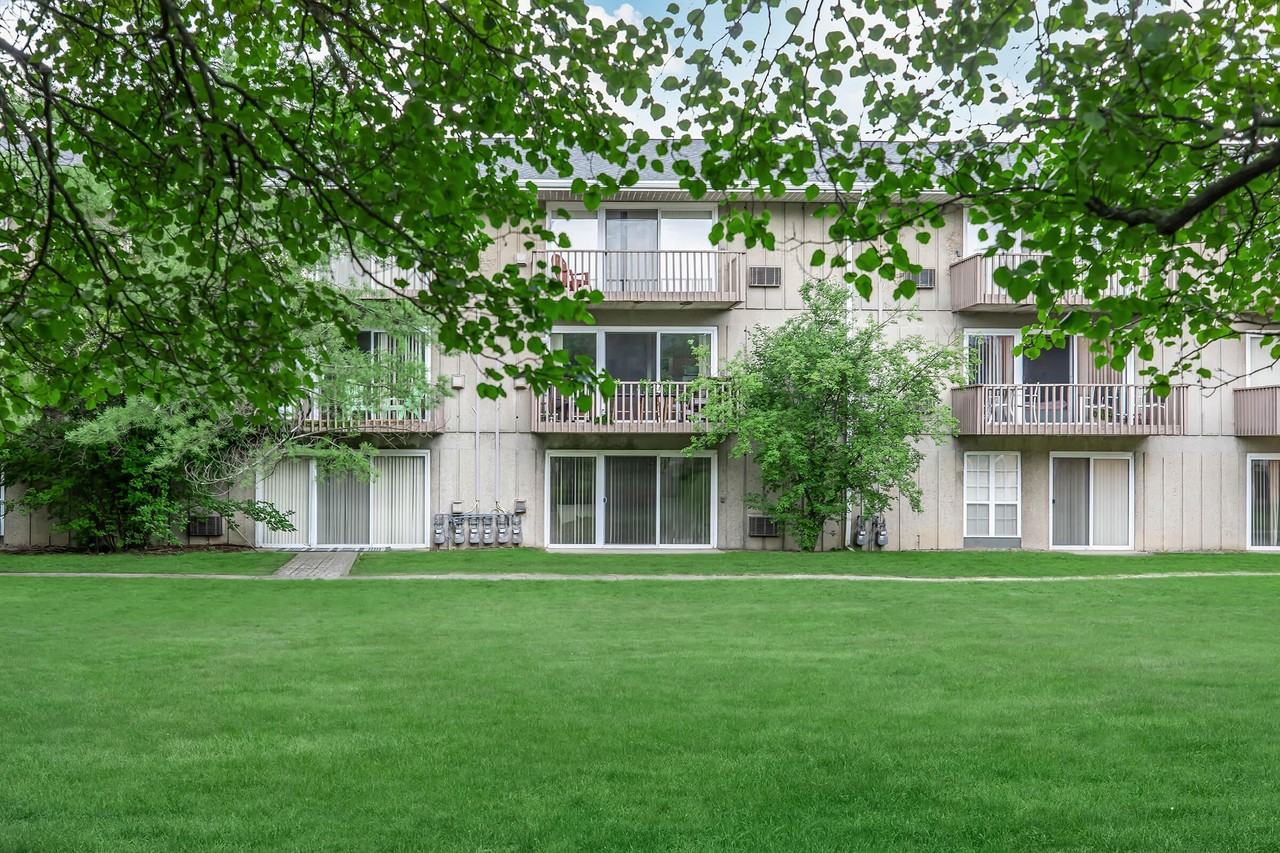 Lansing West Apartments - Photo 6 of 50