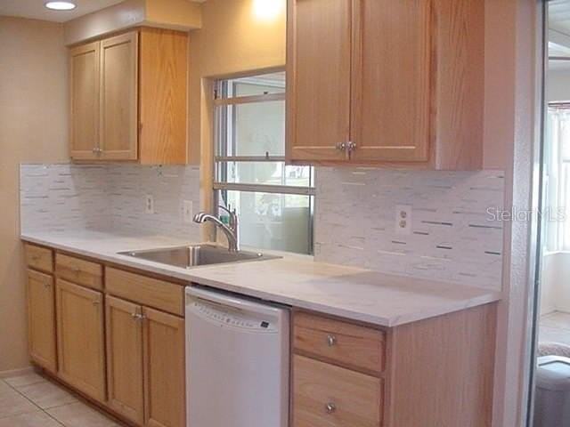 533 Circlewood Drive - Photo 3 of 21