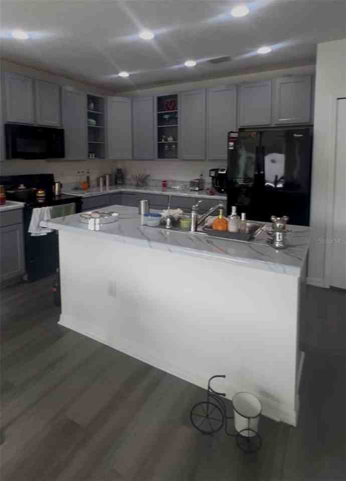 167 Cambria Grove Circle - Photo 2 of 23