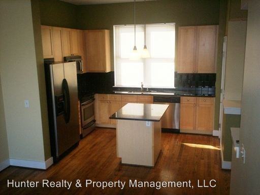 340 N Broad St - Photo 2 of 6