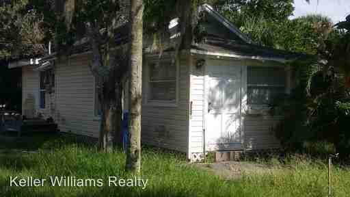 2220 20th St S - Photo 2 of 23