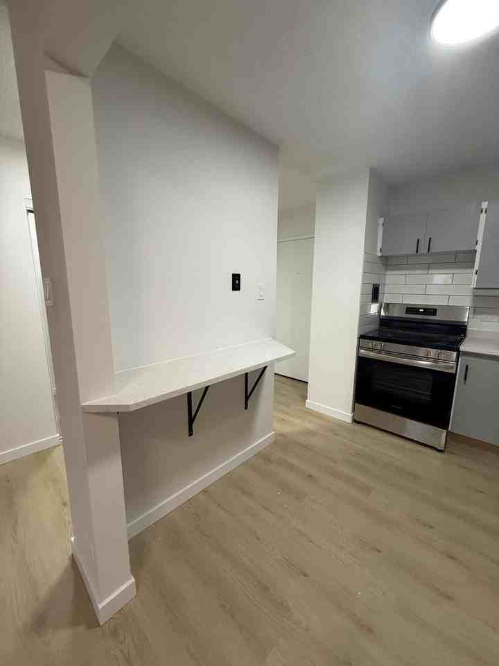 Claridge House - Photo 3 of 14