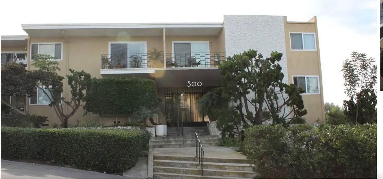 Riviera Apartments - Photo 2 of 2