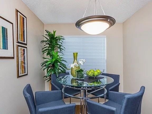 Windsong Place - Photo 5 of 27