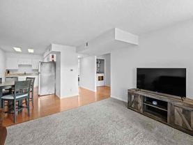 1051 Nw Greenwood St - Photo 1 of 1