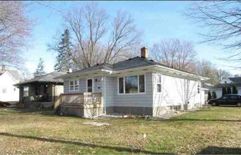 410 9th Ave N - Photo 2 of 11