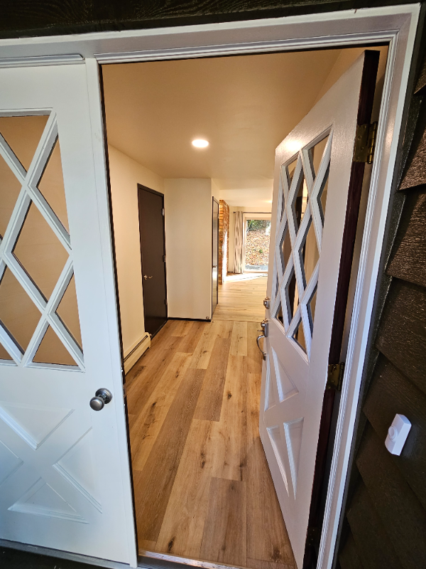 6315 Ne 196th St - Photo 3 of 20