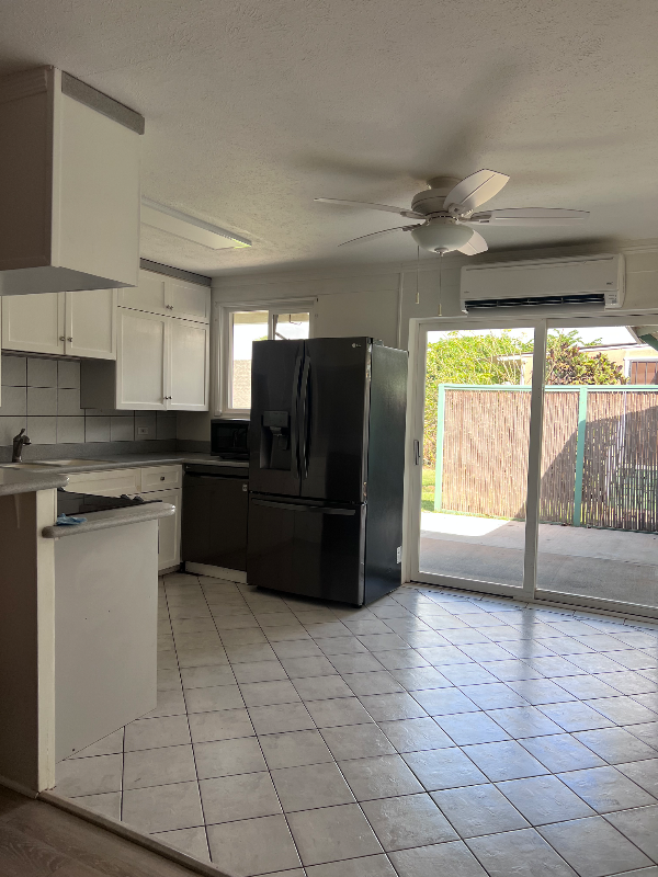 339 Manini Pl - Photo 2 of 10