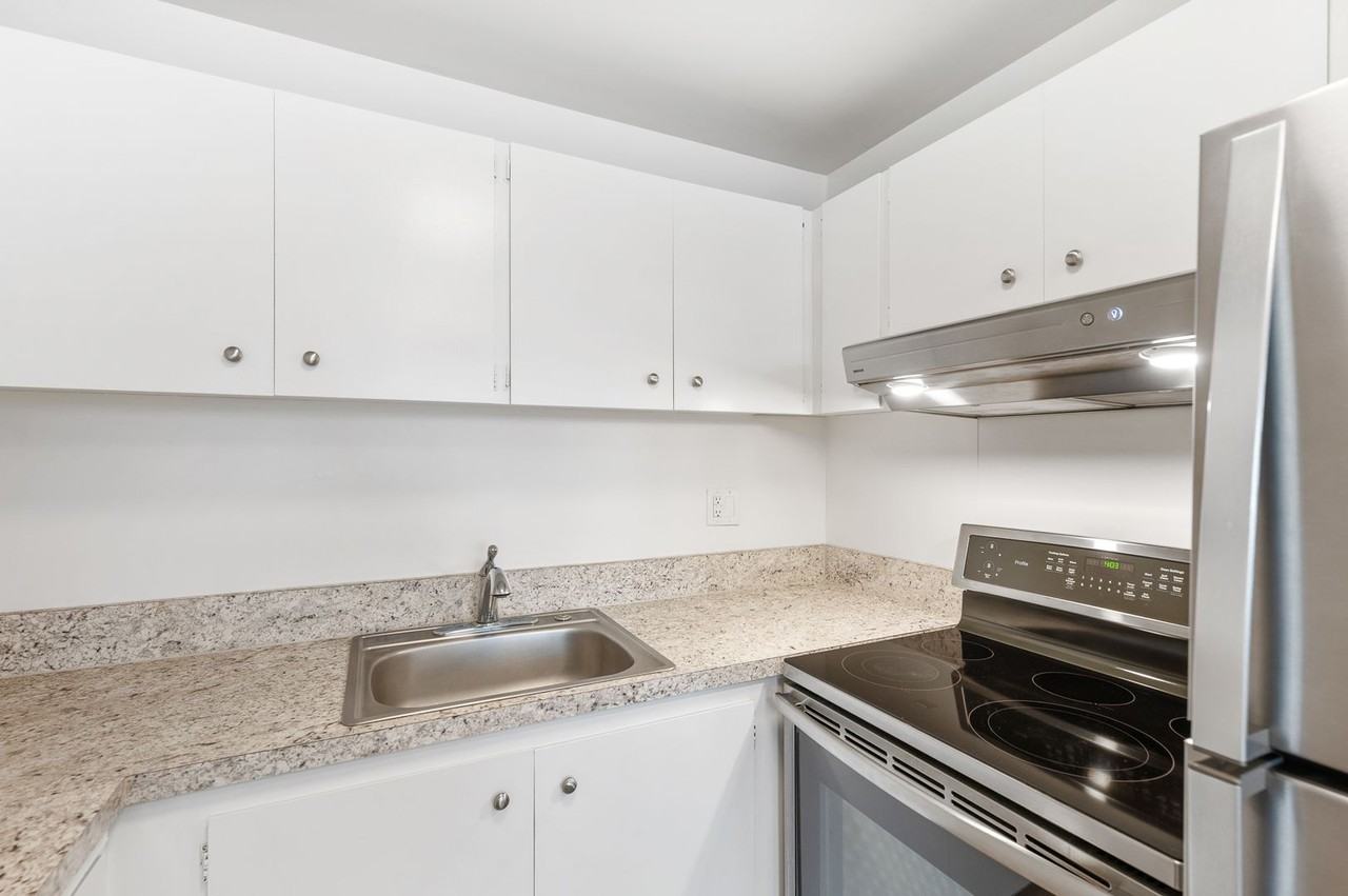 Lee Ann Apartments - Photo 6 of 30