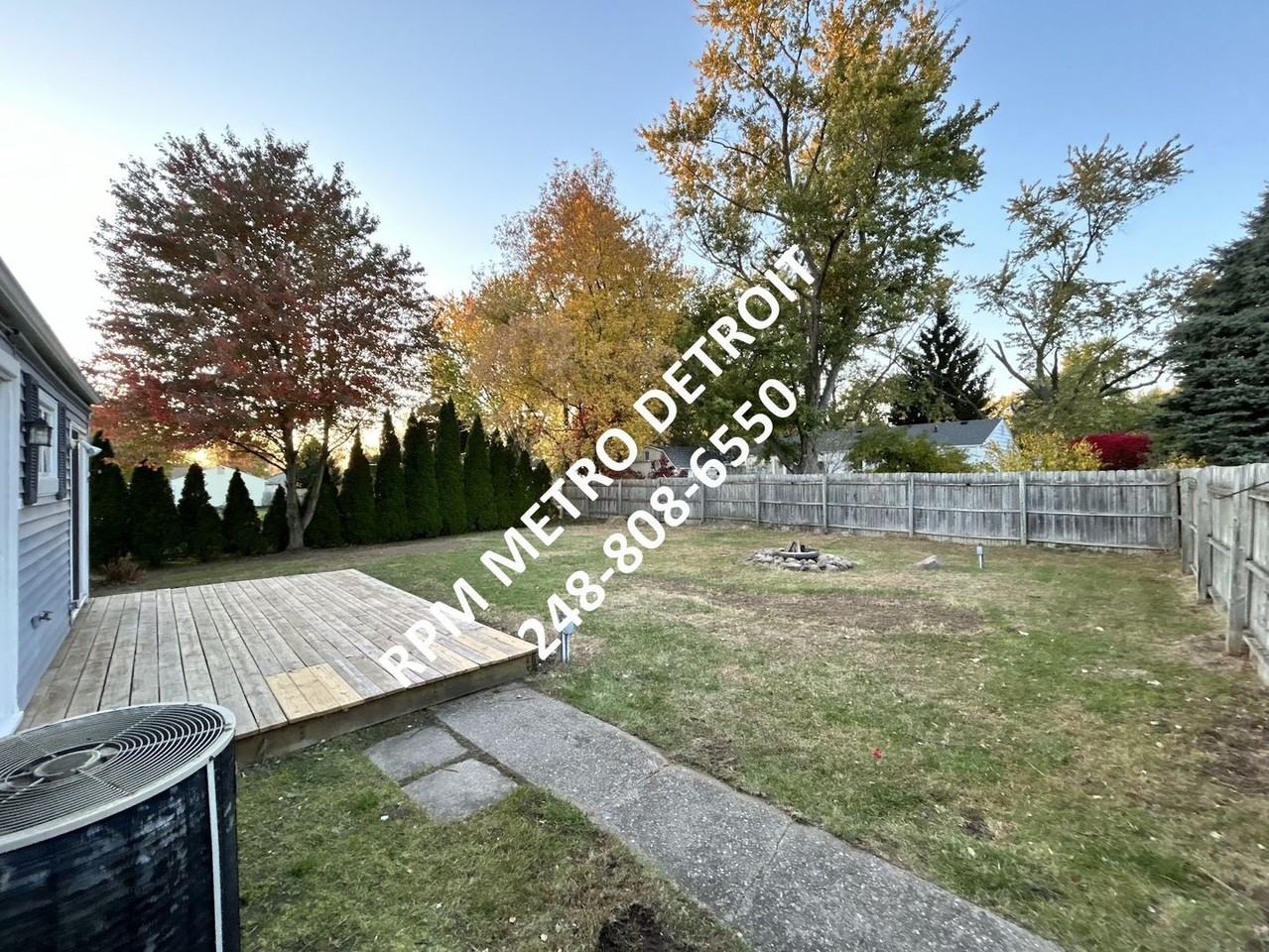 1195 Annjo St - Photo 3 of 22