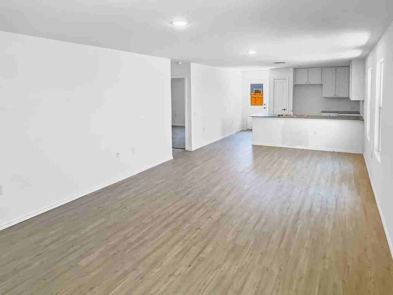 3834 Kurz Plz S - Photo 2 of 16