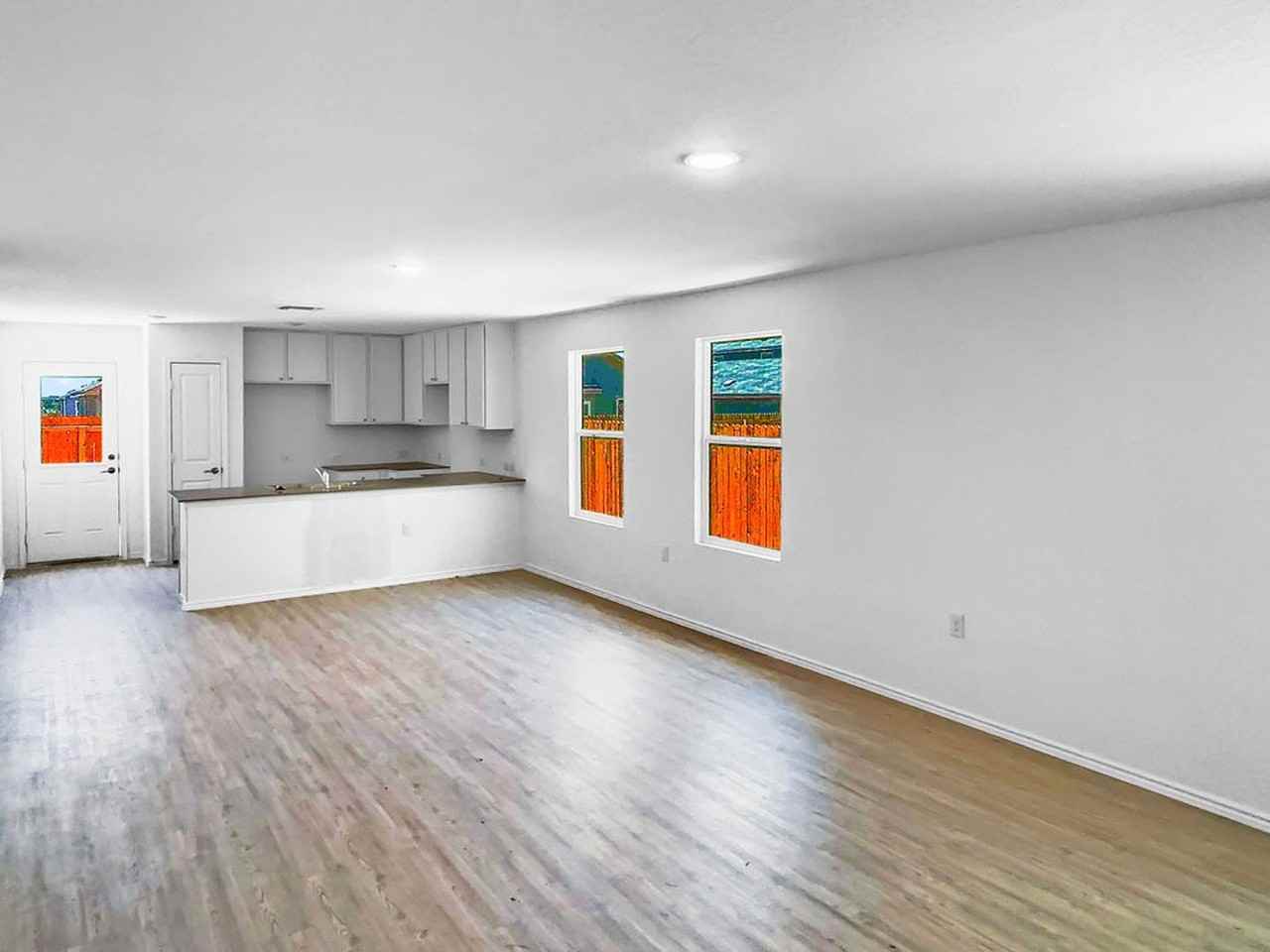 3834 Kurz Plz S - Photo 3 of 16