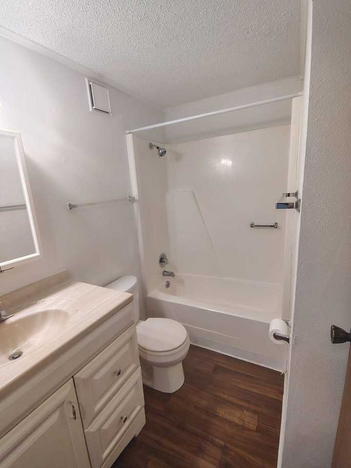 1200 Ne 30th Ave #507 - Photo 6 of 25