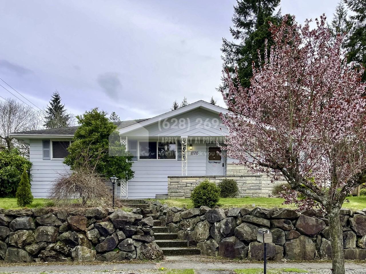 1220 E Laurel St - Photo 2 of 17