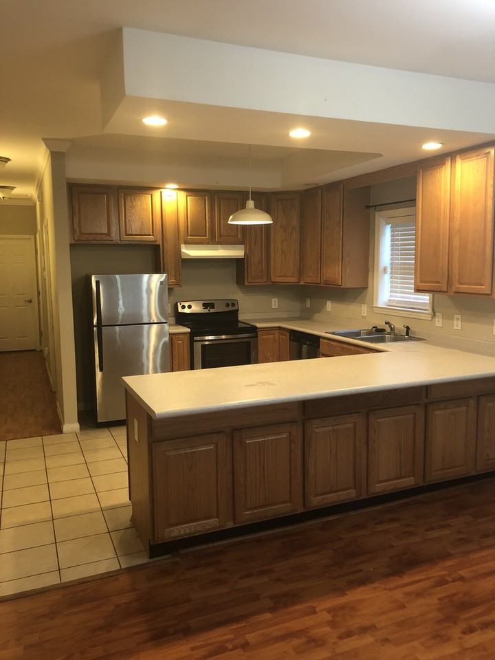 48 Weyman Ave Sw - Photo 2 of 8