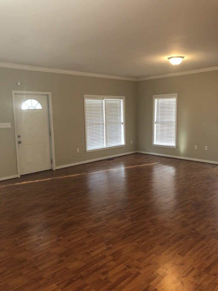 48 Weyman Ave Sw - Photo 3 of 8