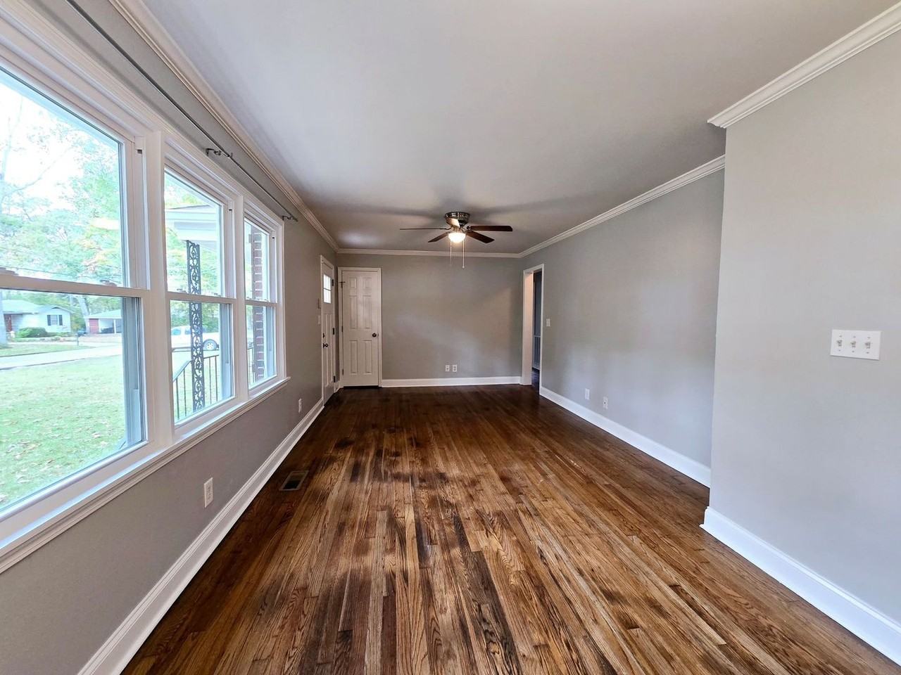 102 Harrison Rd Nw - Photo 2 of 14