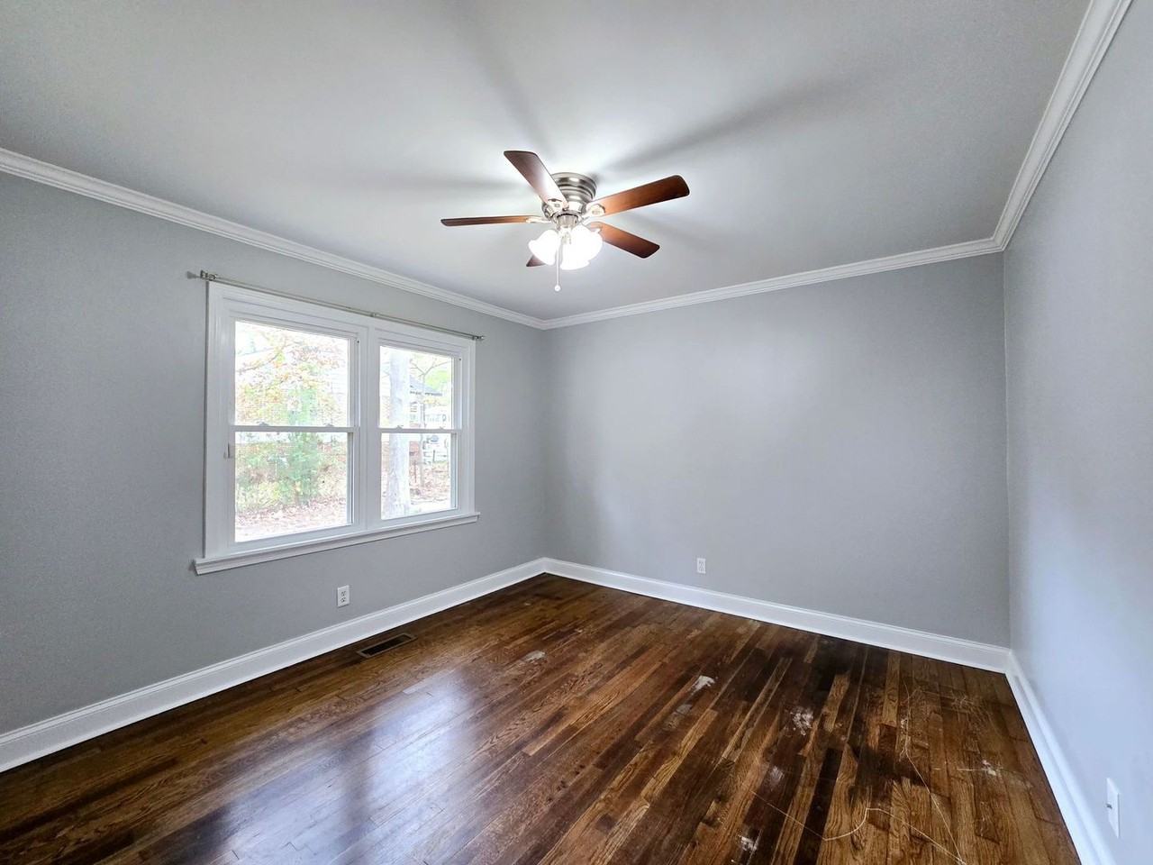 102 Harrison Rd Nw - Photo 6 of 14