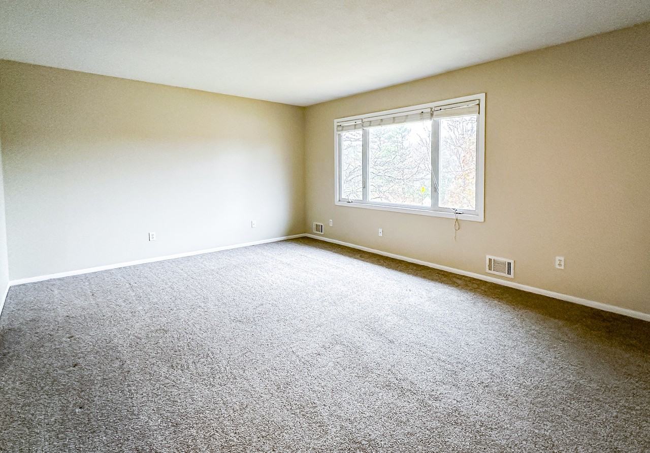 5201 W Old Shakopee Rd #5201 - Photo 3 of 19