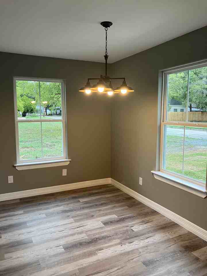 523 N Weaver St #NA - Photo 2 of 18