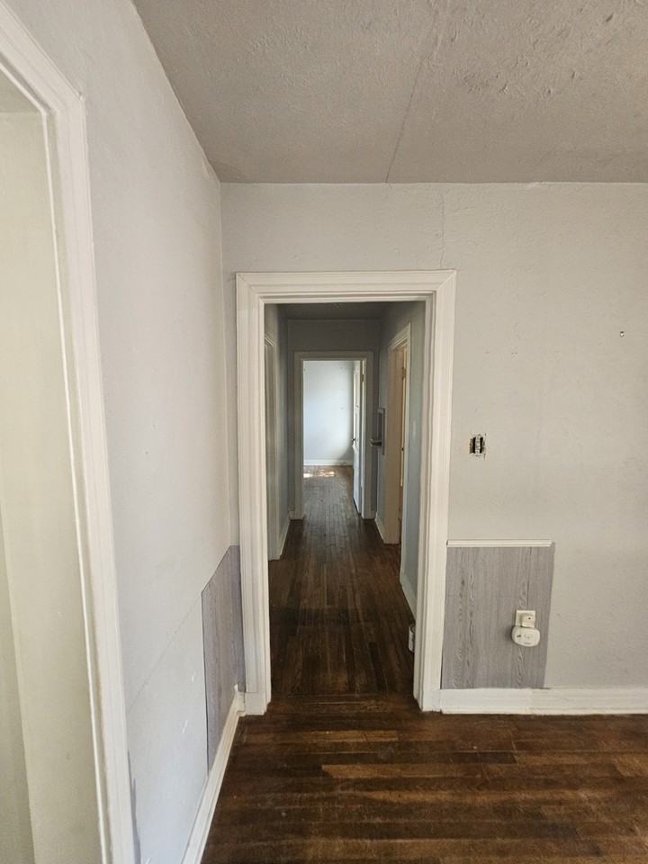 5036 Locke Ave #NA - Photo 3 of 7