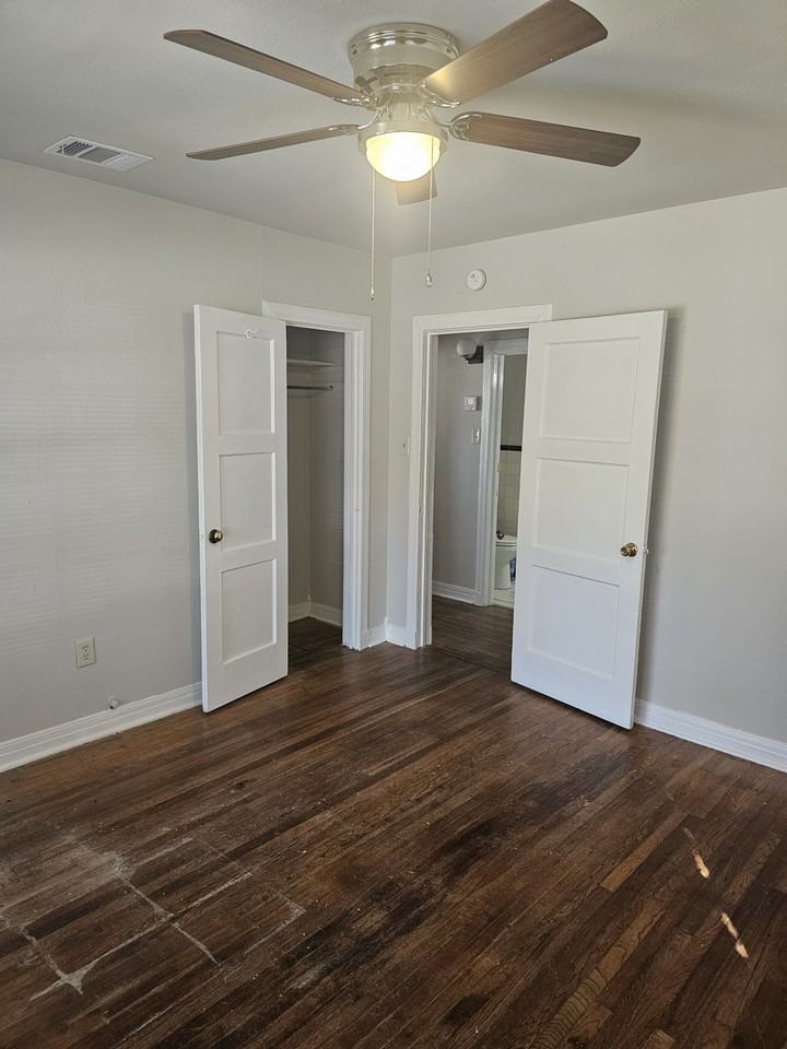 5036 Locke Ave #NA - Photo 5 of 7