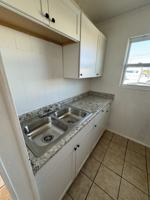 featured image of 715 W 13th St #1