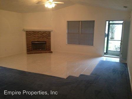 4497 Westover Dr - Photo 3 of 9