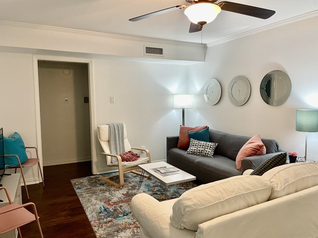 4658 Matilda Street ### - Photo 2 of 11