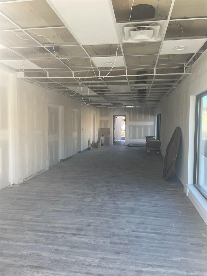 25141 Hoover Rd - Photo 3 of 6