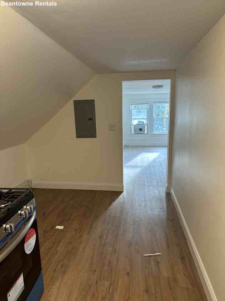 Concord Avenue - Photo 2 of 7