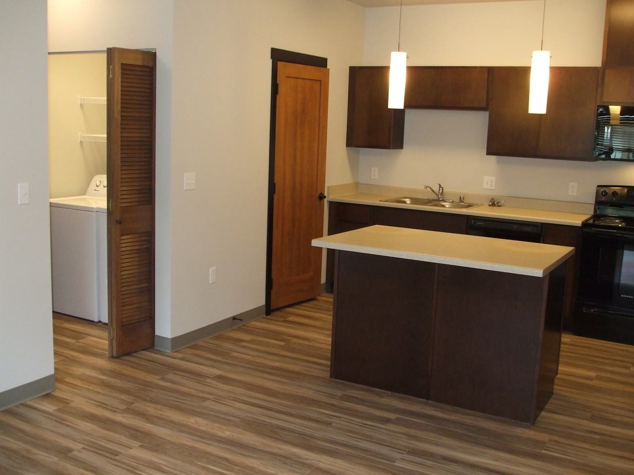 Palouse Prairie Apts - Photo 2 of 17